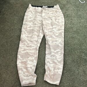 Camo jeans size 8
